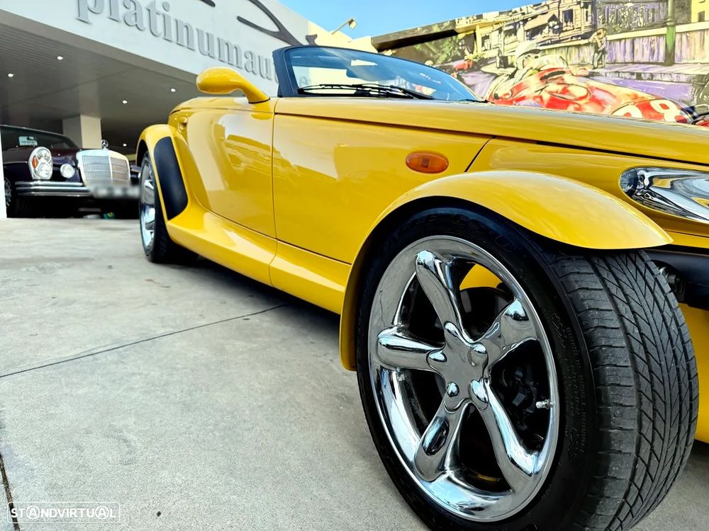 Chrysler Prowler - 36