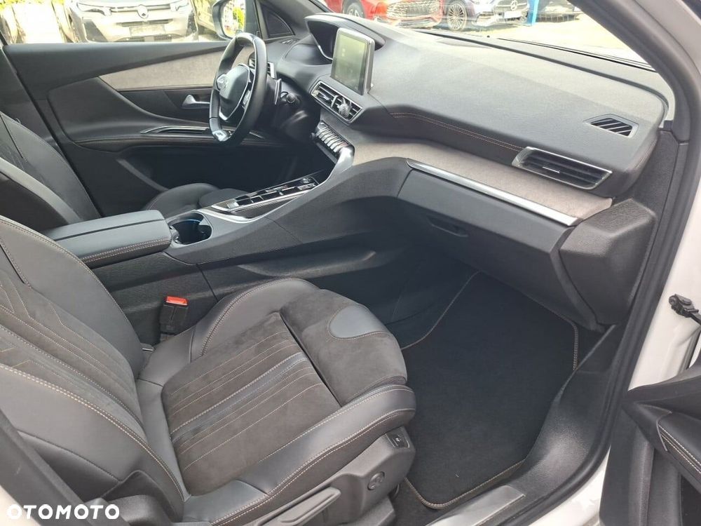 Peugeot 5008 1.5 BlueHDi GT S&S EAT8 - 17