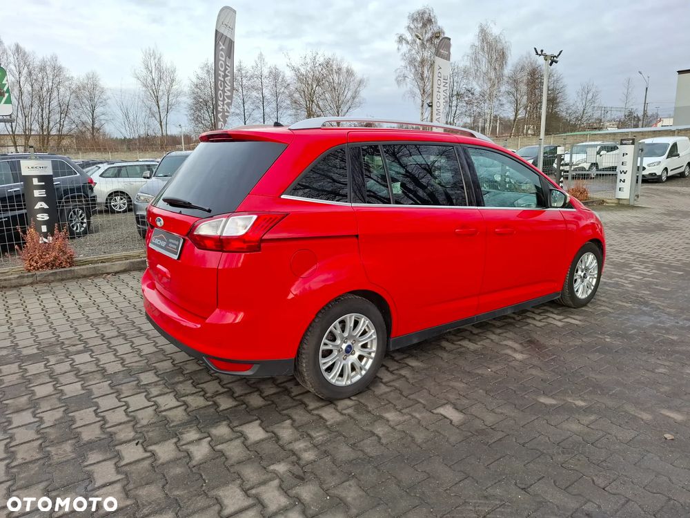 Ford Grand C-MAX 2.0 TDCi Titanium - 32