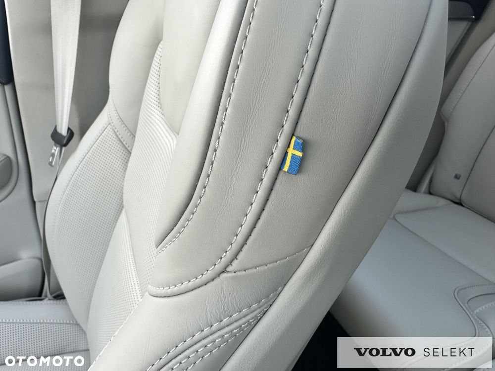 Volvo XC 90 - 26