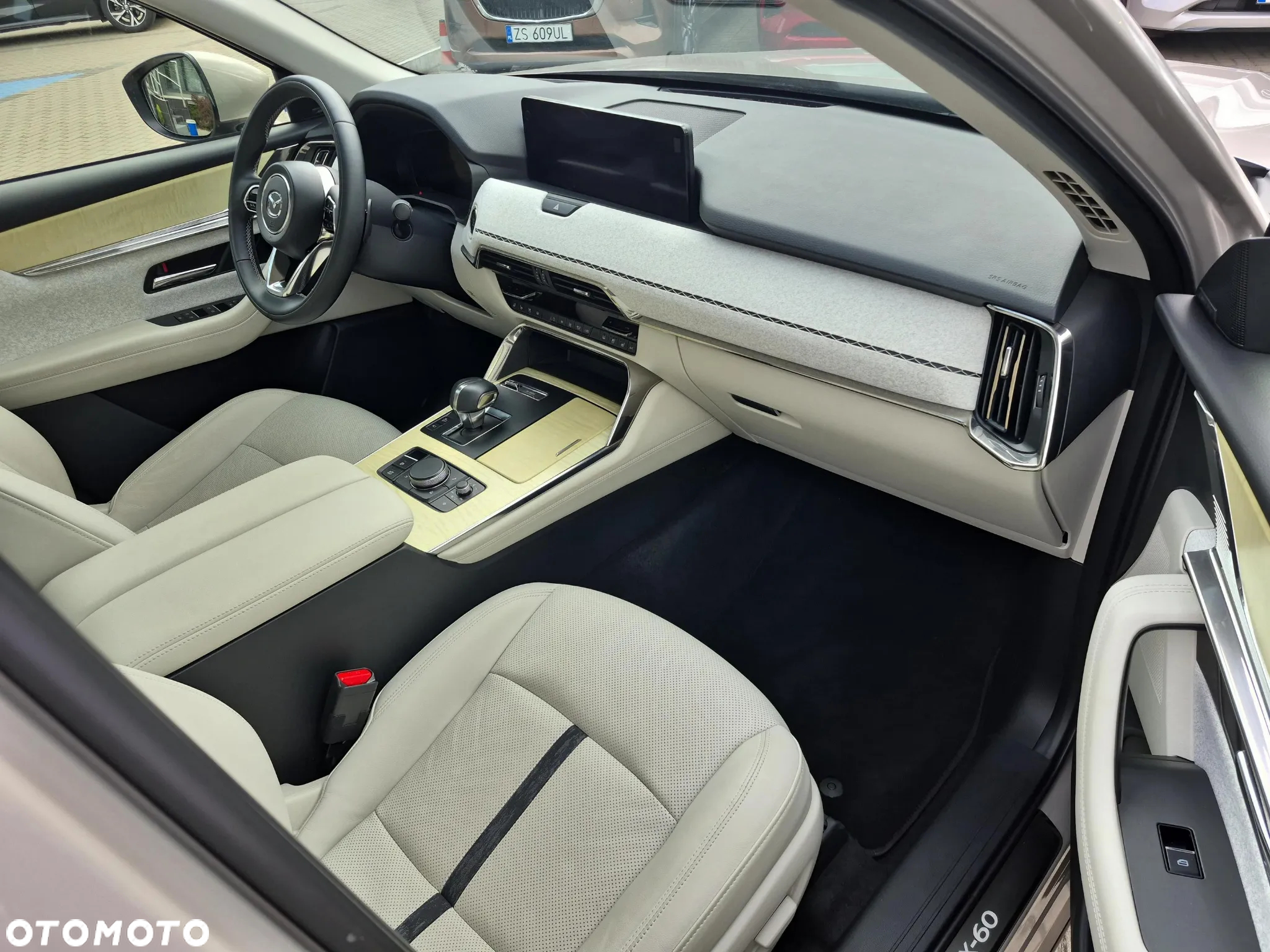 Mazda CX-60 - 15