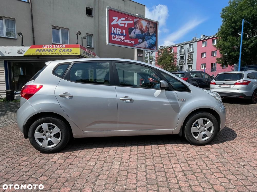 Kia Venga - 5