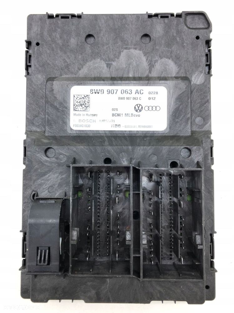 AUDI A4 B9 MODUŁ KOMFORTU 8W0907063AC - 1