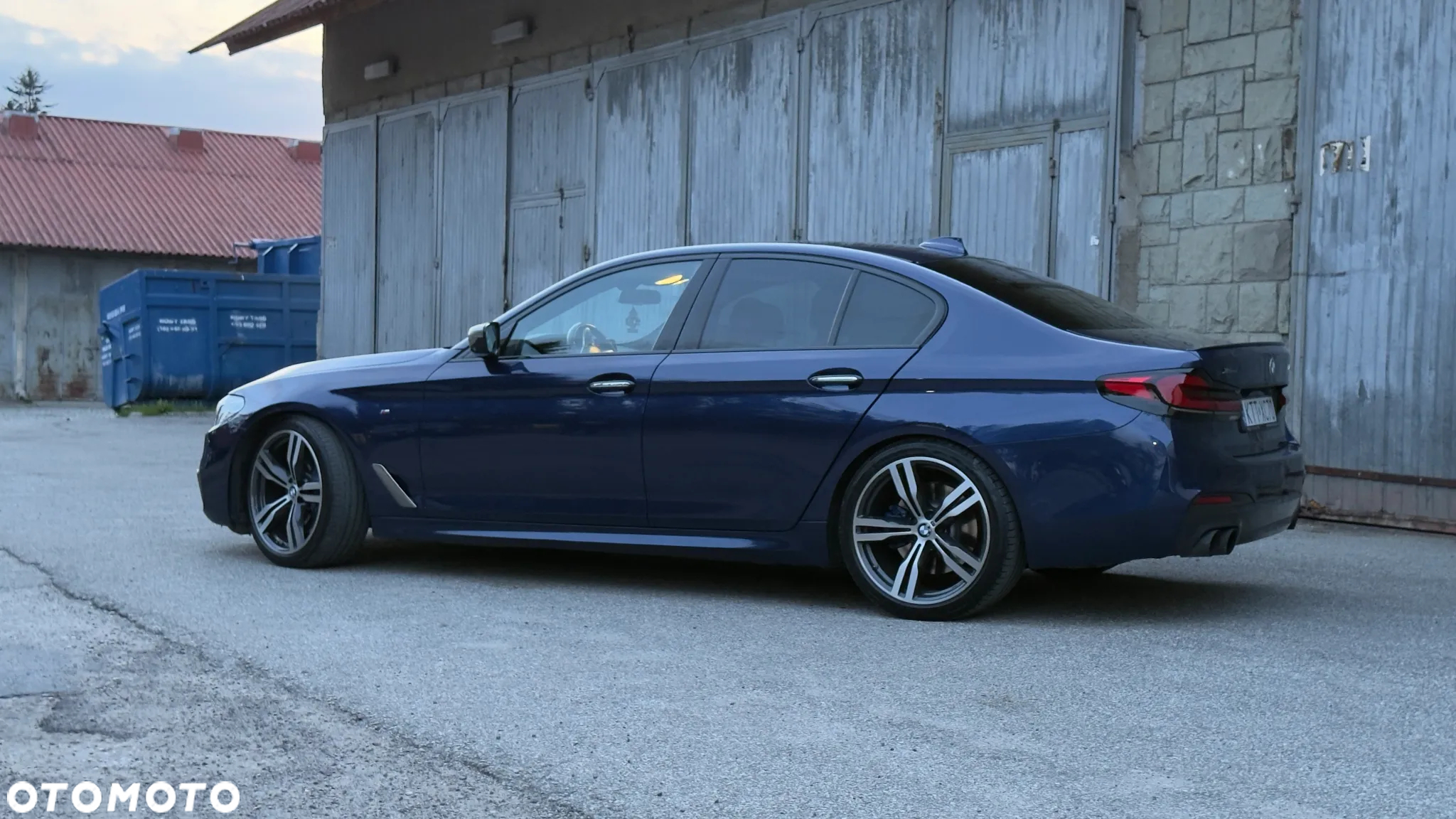 BMW Seria 5 M550i xDrive sport - 7