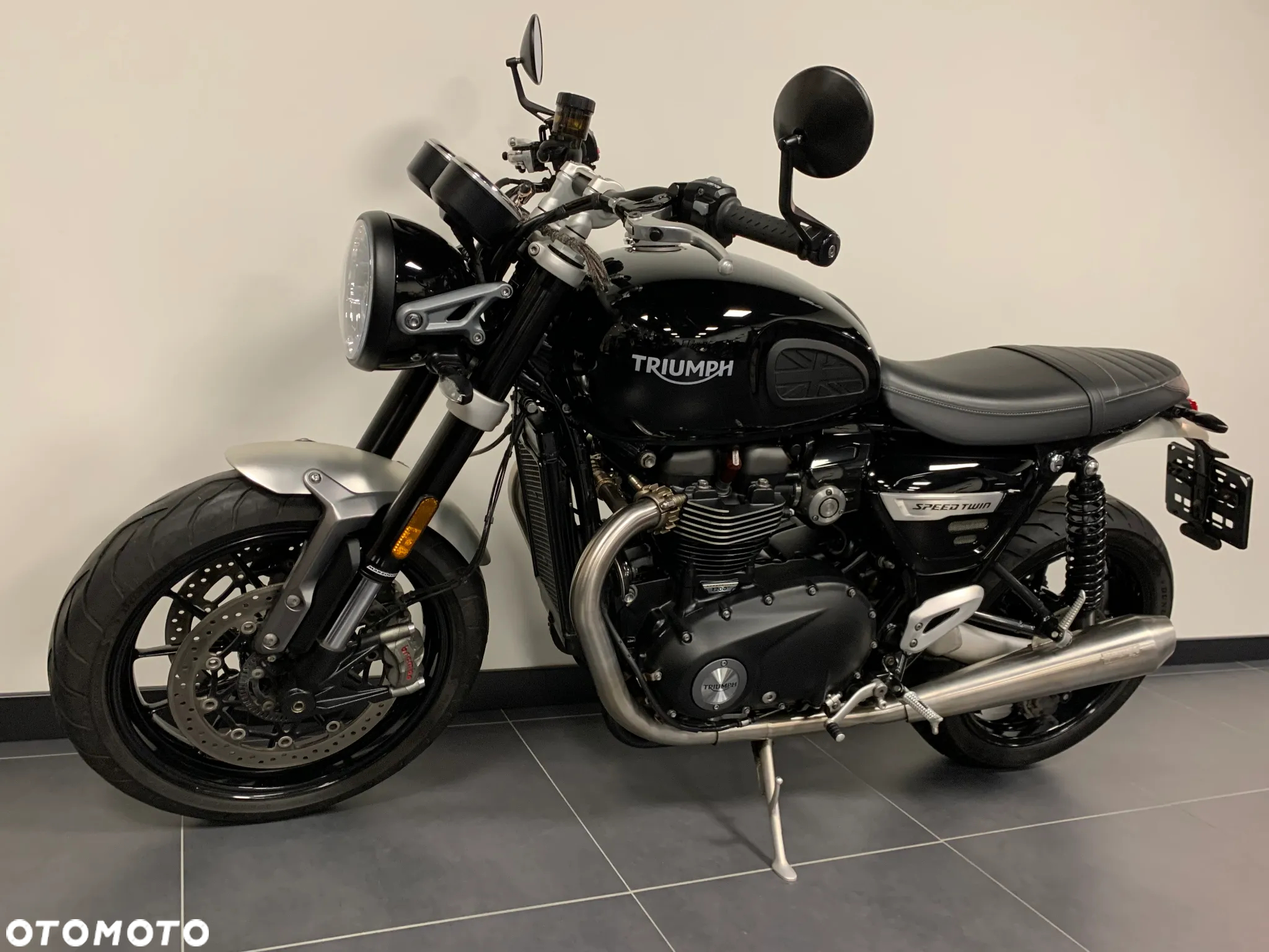 Triumph Speed Twin - 2