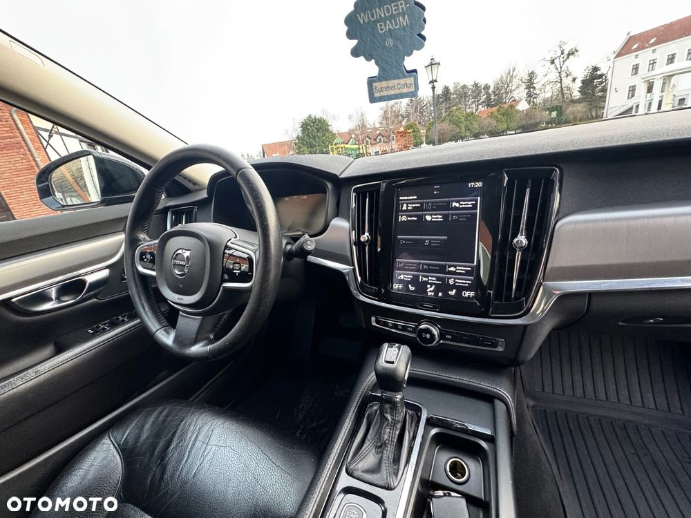 Volvo V90 T5 Momentum - 19