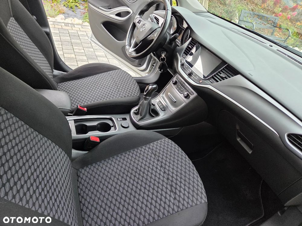 Opel Astra 1.6 CDTI Enjoy S&S - 9