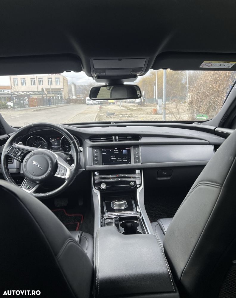 Jaguar XF 25d AWD Aut. R-Sport - 3