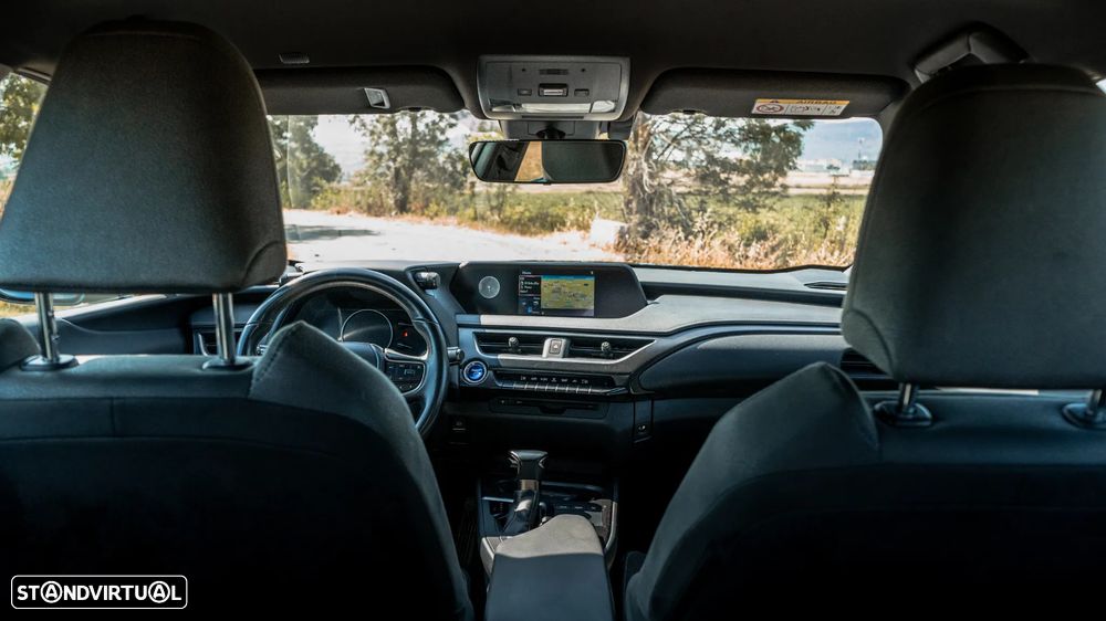 Lexus UX 250h Business - 7