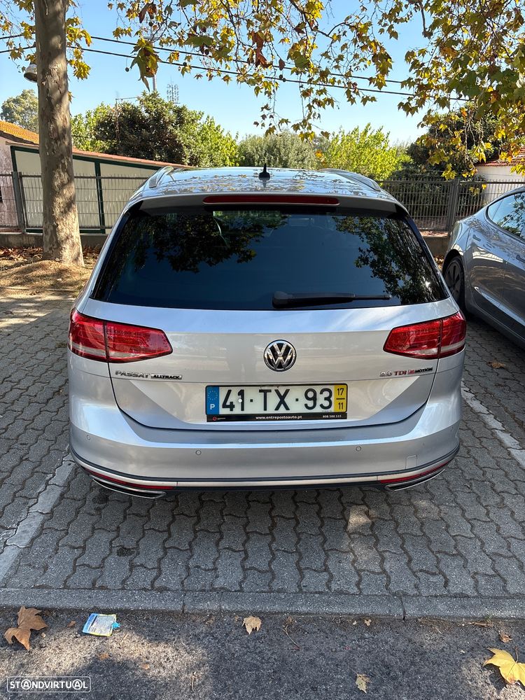 VW Passat Alltrack Variant 2.0 TDi DSG 4Motion - 2