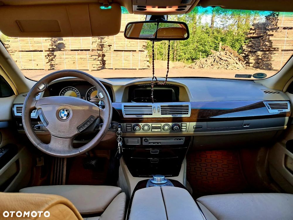 BMW Seria 7 730d - 16
