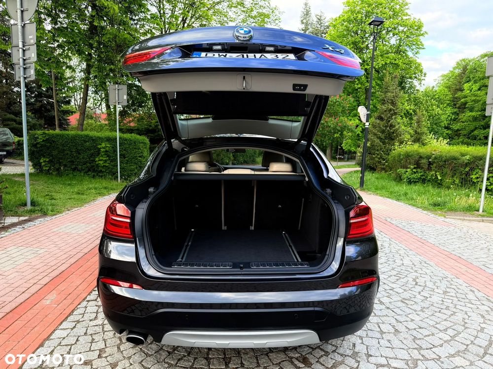 BMW X4 xDrive20d xLine - 6