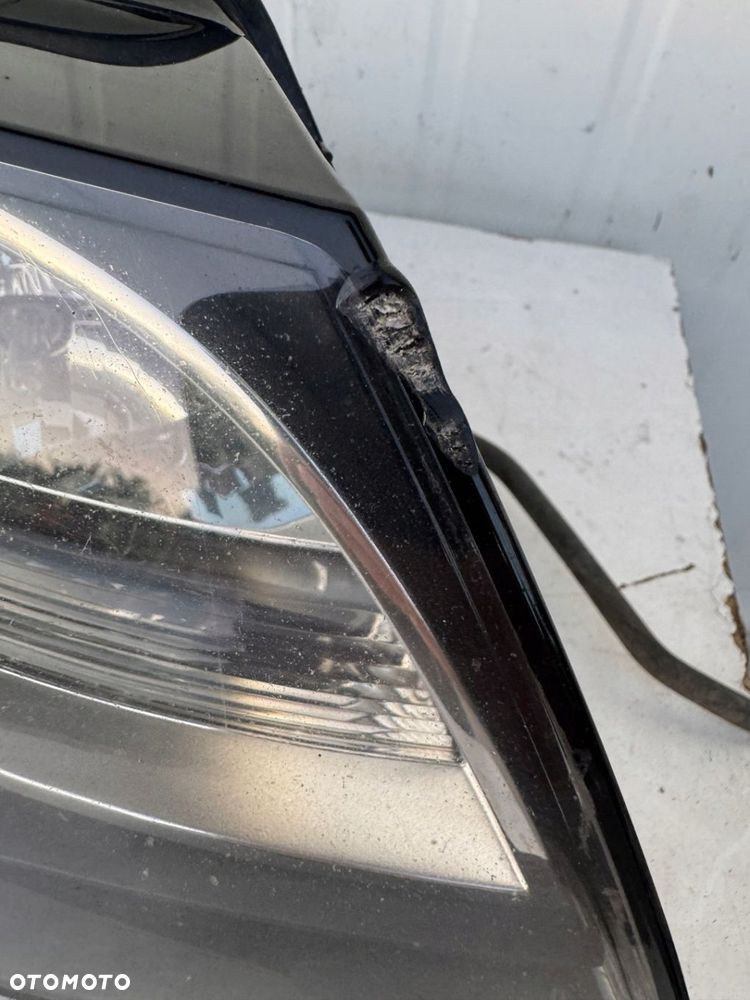 LAMPA PRAWA PRZÓD UK AUDI A5 8T 8T0941004AB - WAWA - 2