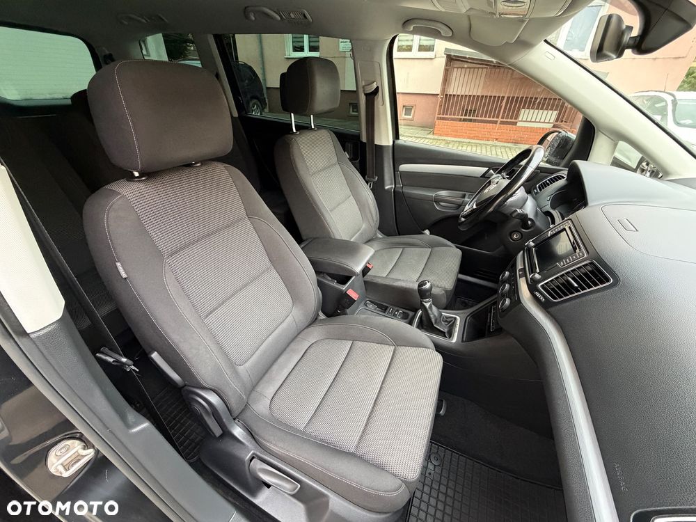 Volkswagen Sharan - 24
