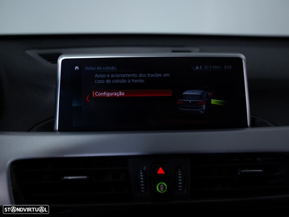 BMW X1 16 d sDrive Advantage Auto - 28