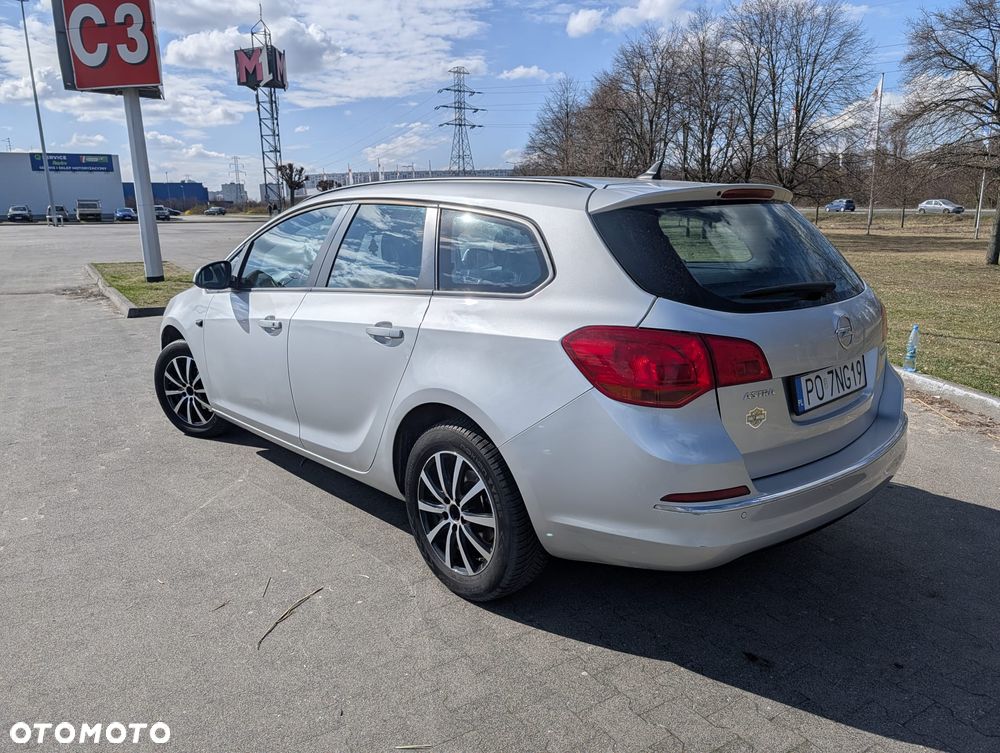 Opel Astra 1.4 Turbo - 5