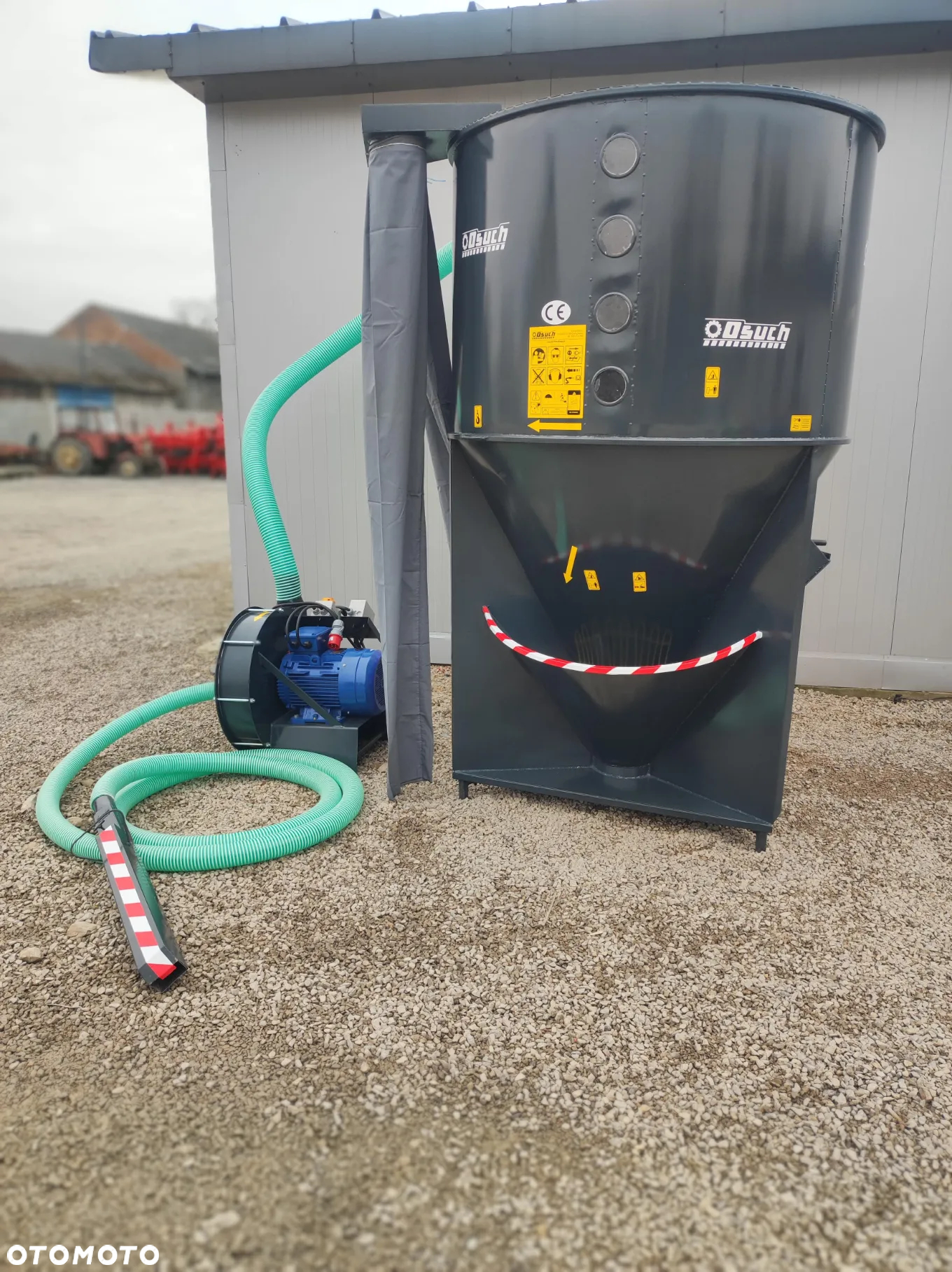 ZESTAW/AGREGAT PASZOWY mieszalnik 0,5-2t + śrutownik/rozdrabniacz/młynek OSUCH (wąż ssący 5m + tłoczący 3m +ssawa+ worki) waga TRANSPORT od ręki - 7