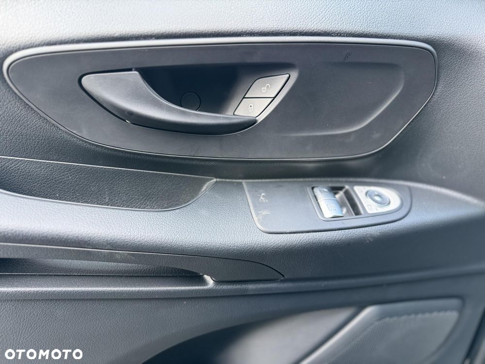 Mercedes-Benz Vito - 12