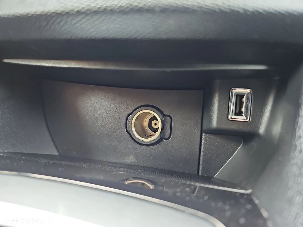 Peugeot 308 1.5 BlueHDi Active S&S - 22