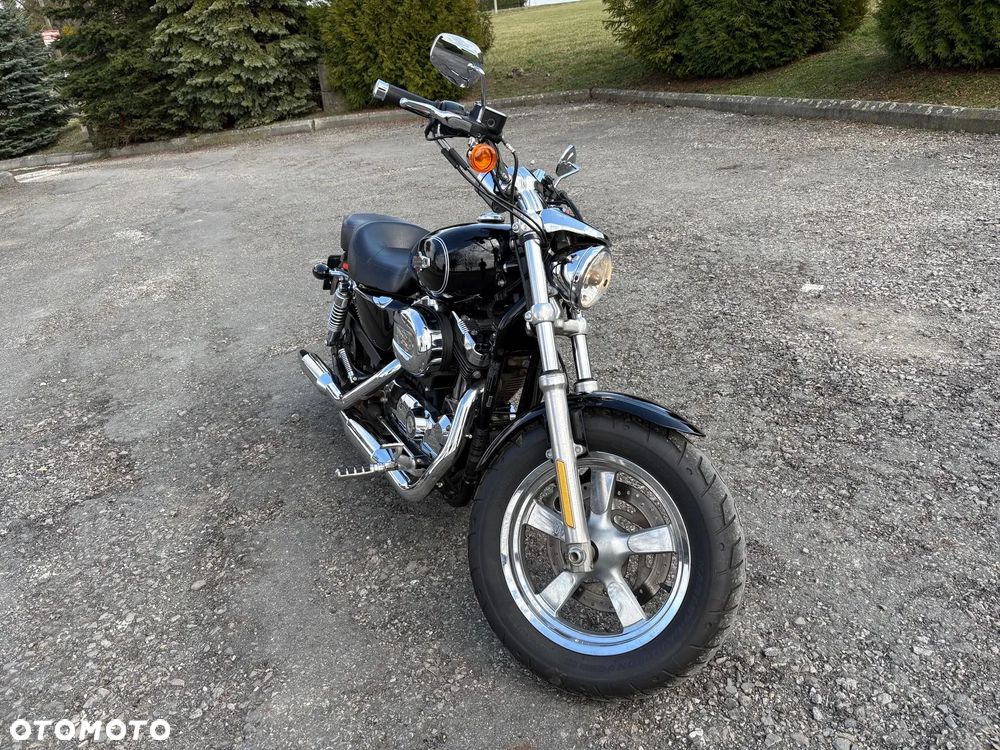 Harley-Davidson Sportster Custom 1200C - 20