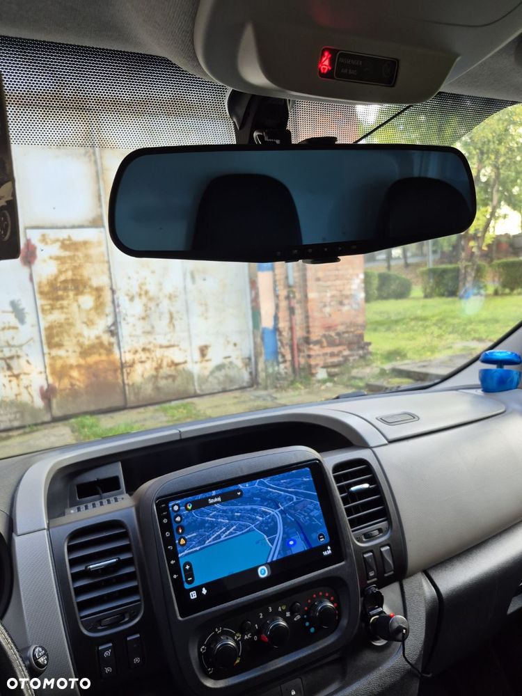 Renault Trafic - 23