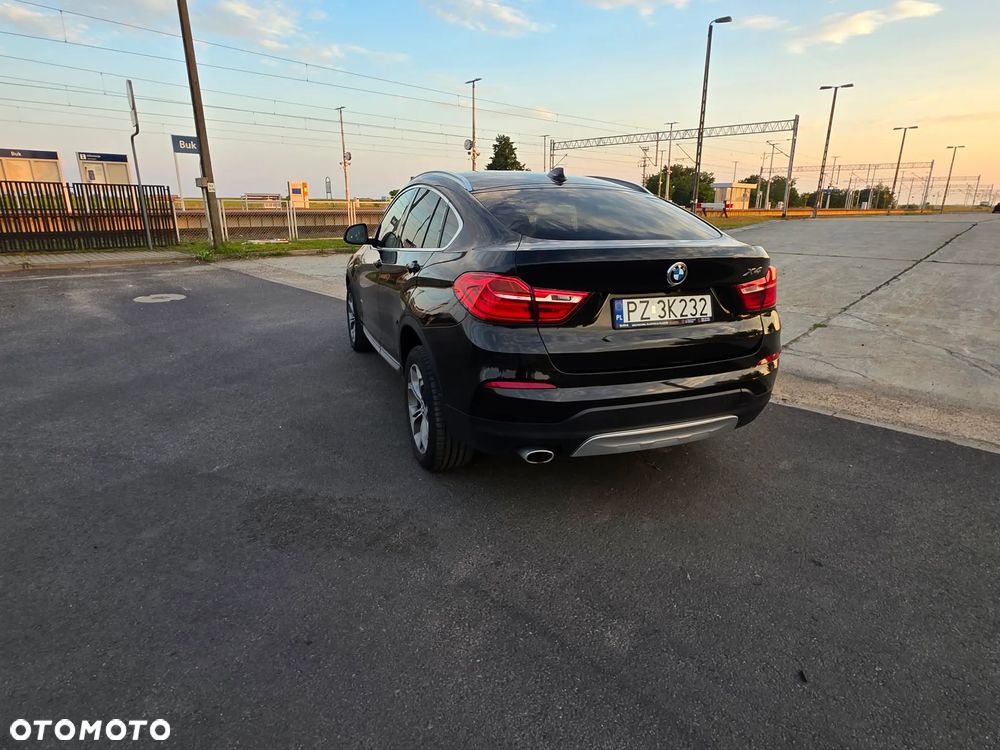 BMW X4 xDrive20d xLine - 4