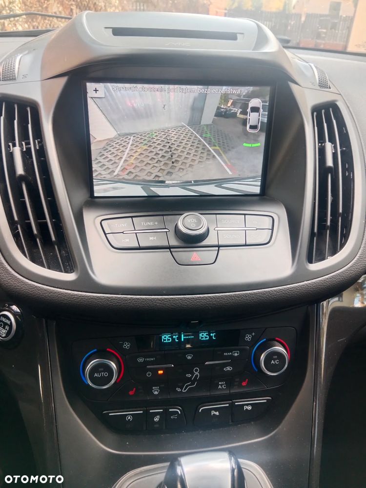 Ford Kuga 2.0 EcoBlue AWD ST-Line - 23