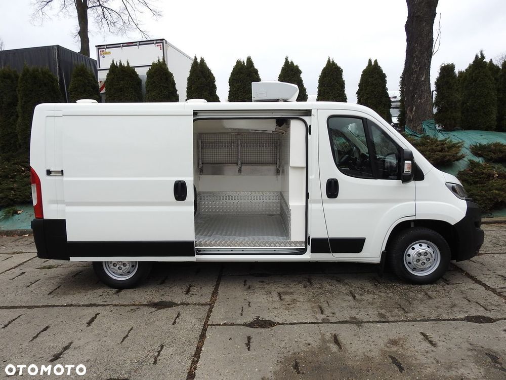Peugeot BOXER FURGON CHŁODNIA  -5*C DWIE KOMORY  TEMPOMAT KLIMATYZACJA  120KM - 9