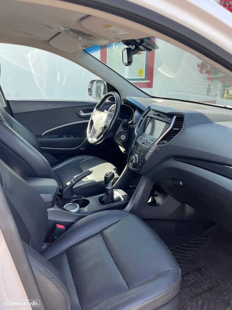 Hyundai Santa Fe 2.2 CRDi Comfort 7L - 30