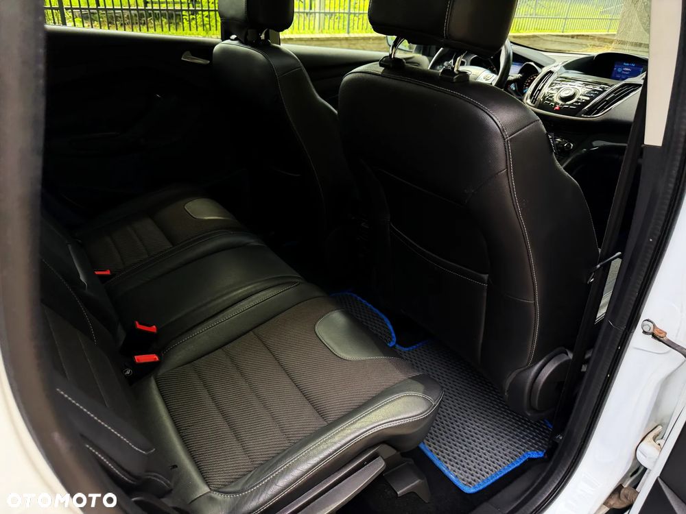 Ford Kuga 2.0 TDCi 4WD Titanium - 13