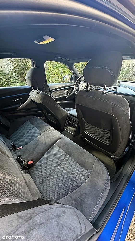 BMW Seria 3 320d - 14