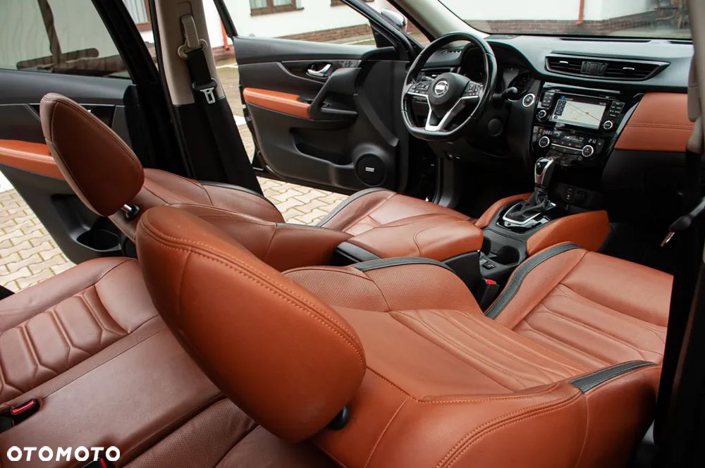 Nissan X-Trail 2.0 dCi ALL-MODE 4x4i Xtronic Tekna - 23