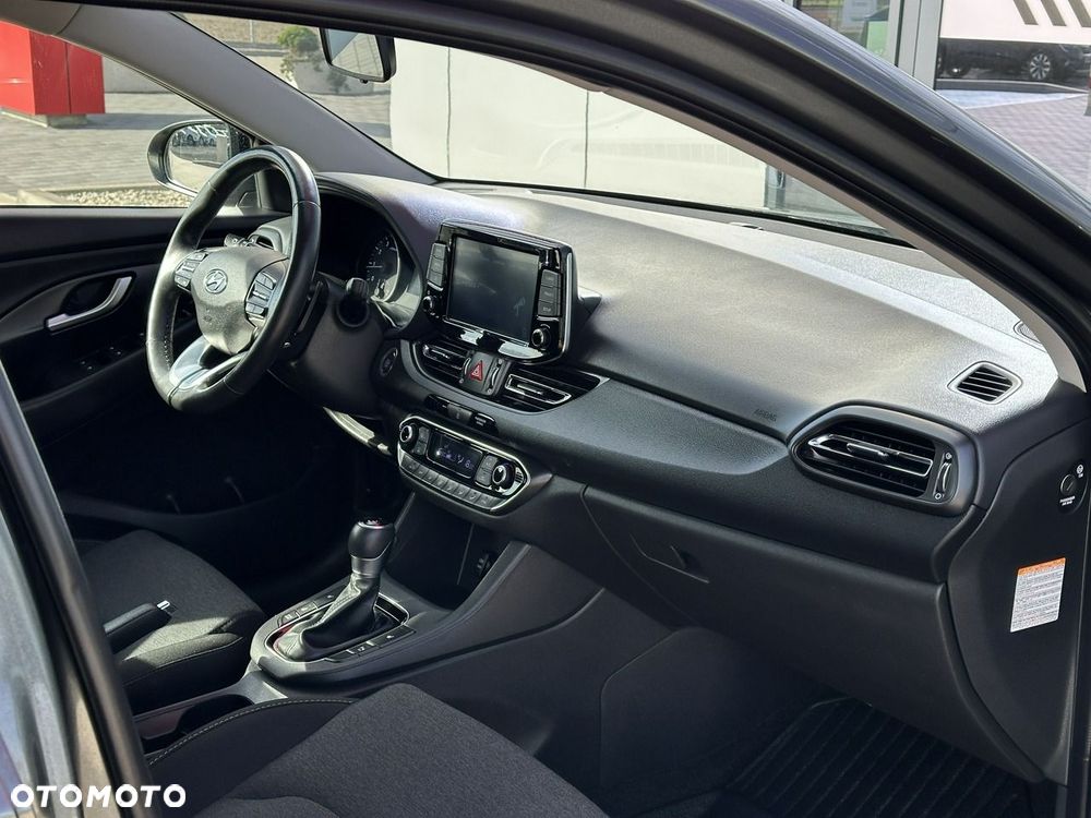 Hyundai i30 1.5 T-GDI 48V Smart DCT - 17