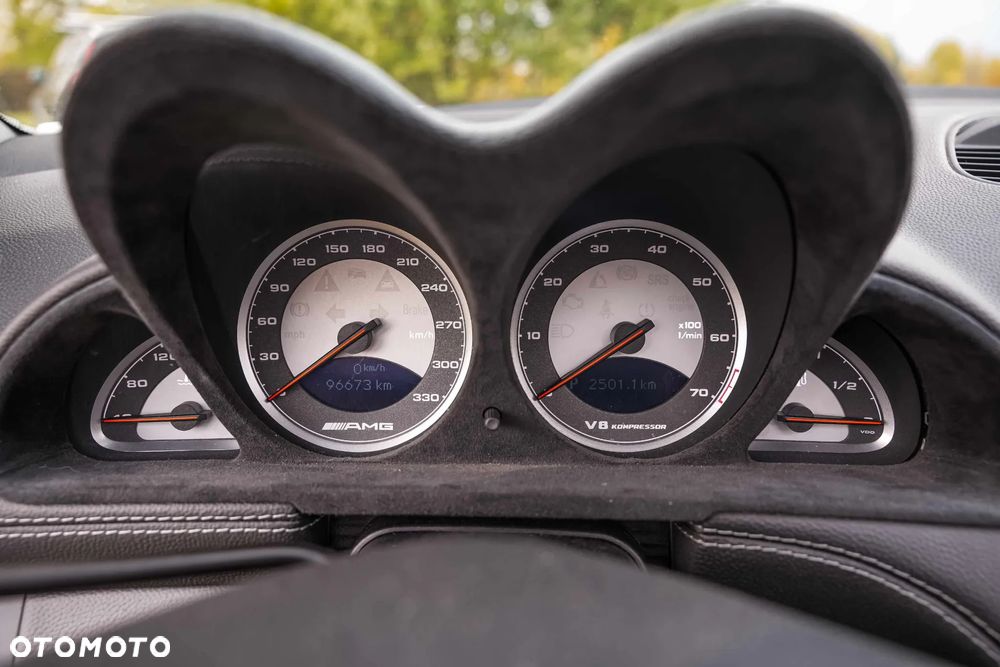 Mercedes-Benz SL - 25