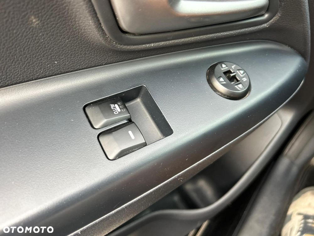 Kia Rio 1.2 L - 31