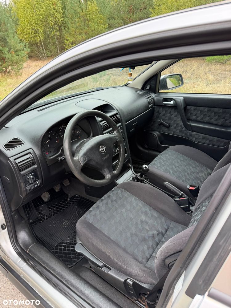 Opel Astra 1.6 GL / Start - 15