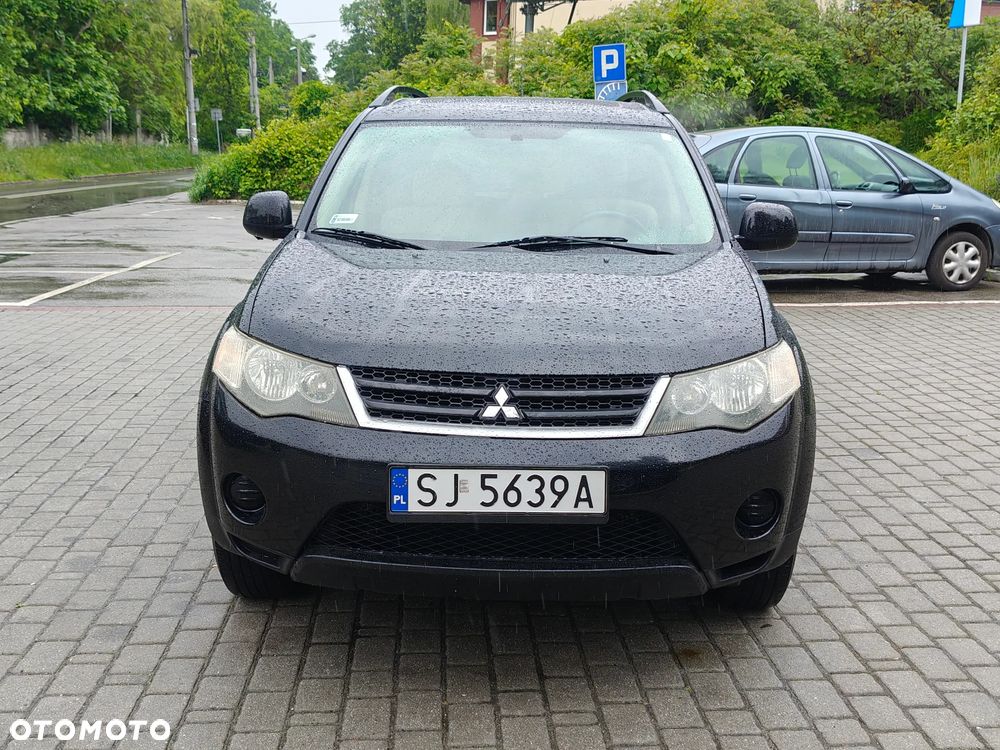 Mitsubishi Outlander 3.0 V6 LS 2WD - 12
