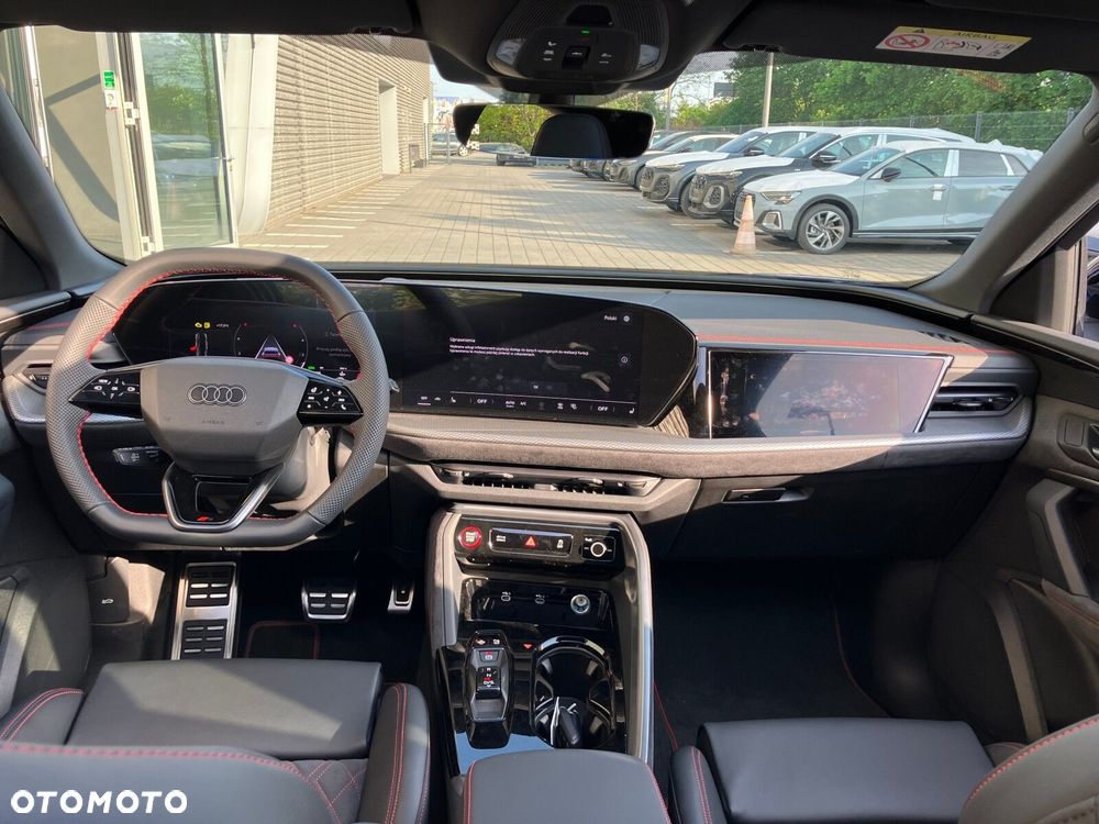 Audi Q5 Sportback - 12