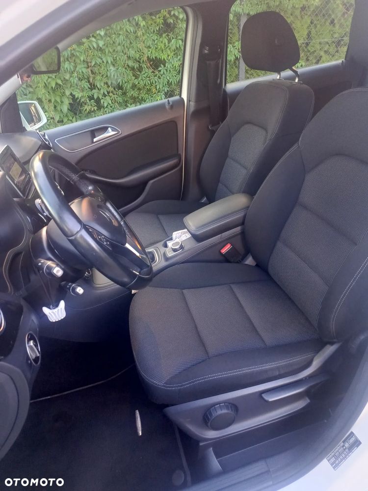 Mercedes-Benz Klasa B 180 CDI BlueEFFICIENCY Edition Style - 20