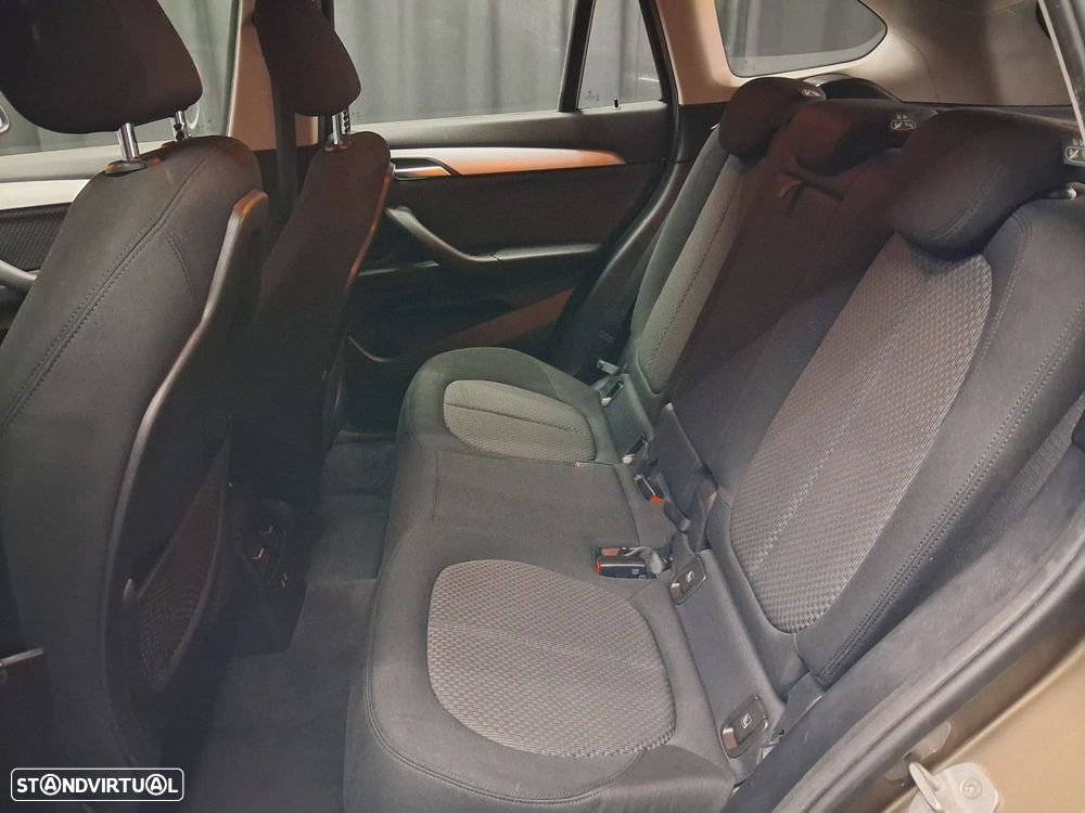 BMW X1 16 d sDrive Advantage - 10