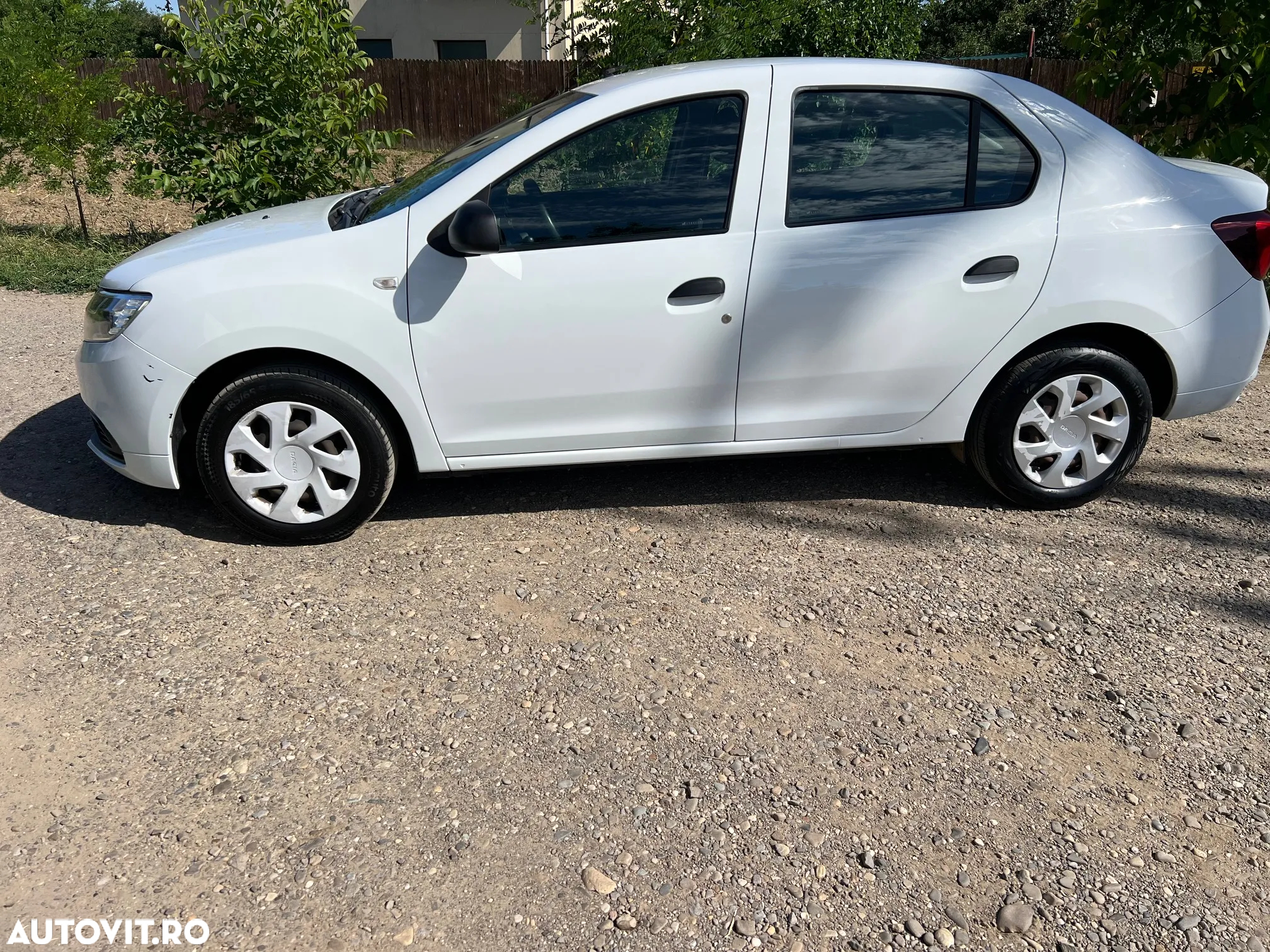 Dacia Logan - 3