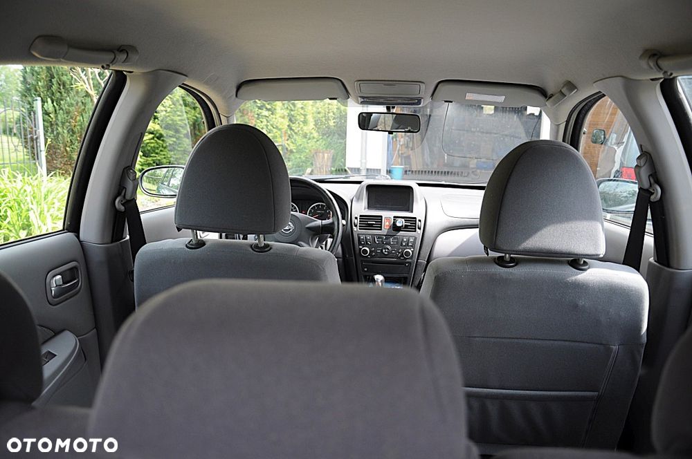 Nissan Almera 1.5 Visia + - 13