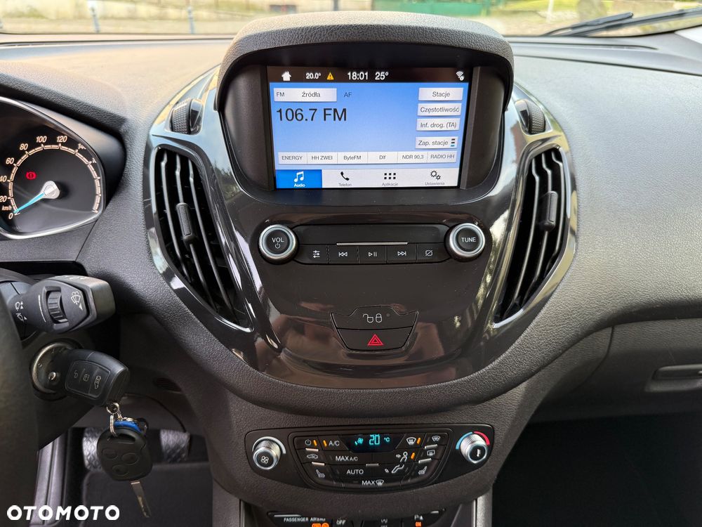 Ford Tourneo Courier 1.5 TDCi S&S Titanium - 39