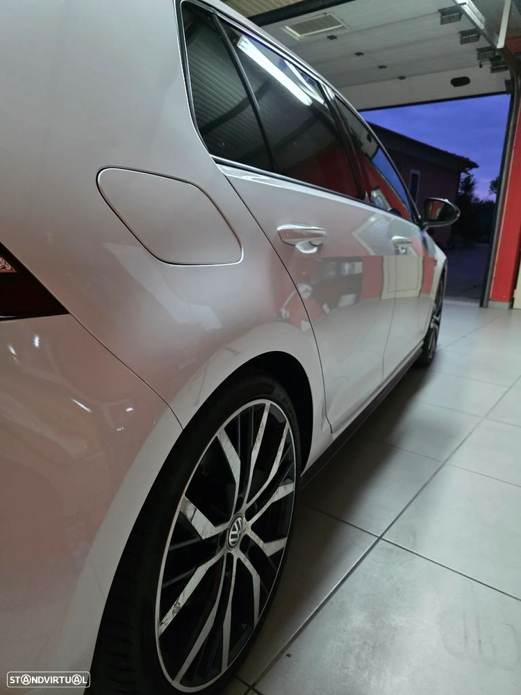 VW Golf 2.0 GTi DSG Edition 30 - 41