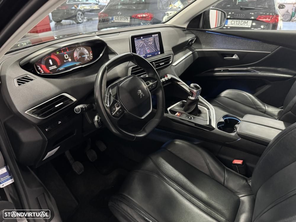 Peugeot 5008 1.6 HDi Allure J18 - 26