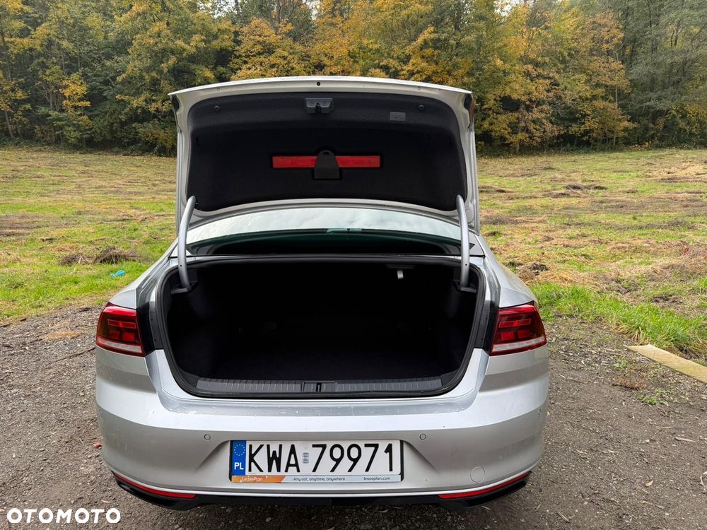 Volkswagen Passat 1.5 TSI EVO Essence DSG - 20