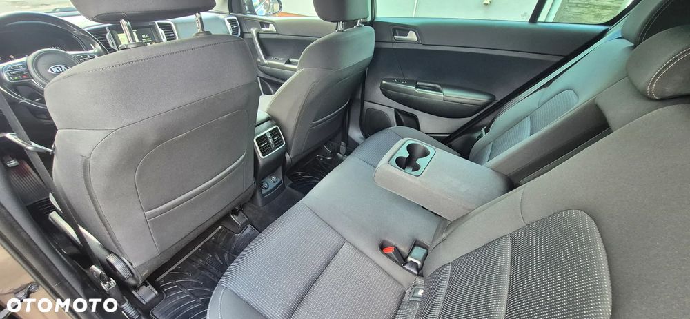 Kia Sportage 2.0 CRDI AWD VISION - 11