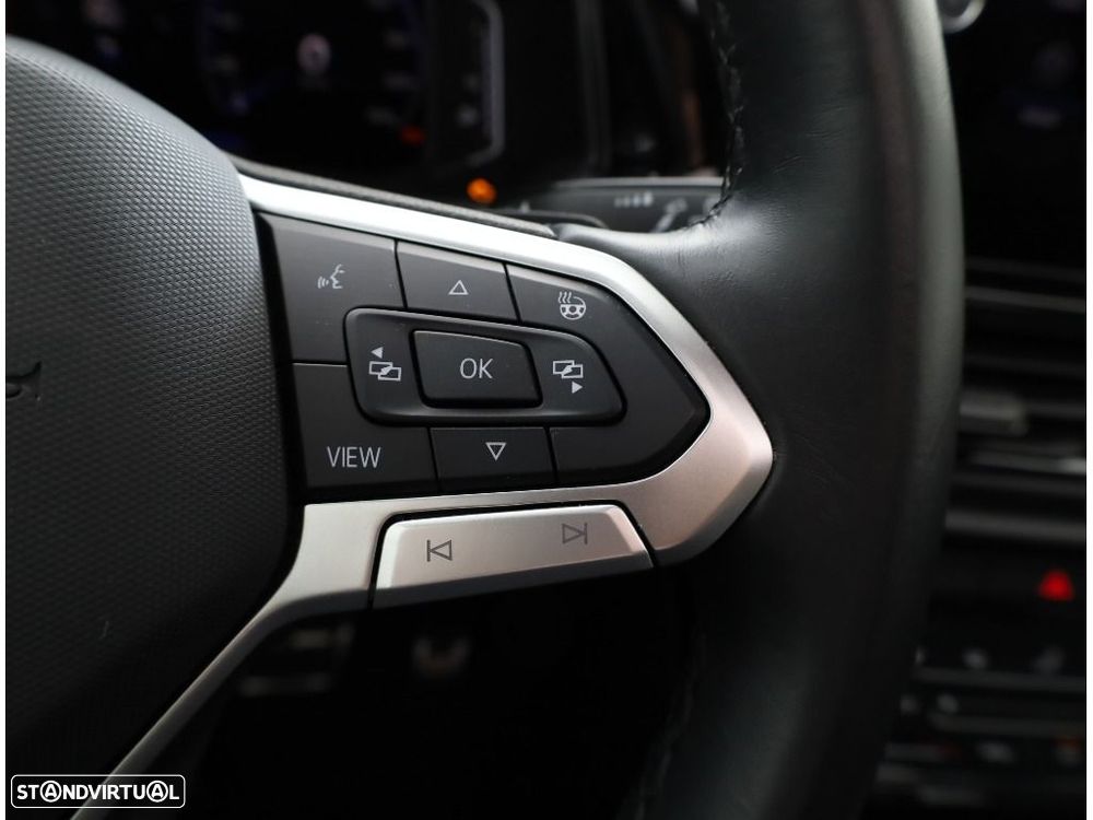 VW T-Roc 1.5 TSI R-Line DSG - 31