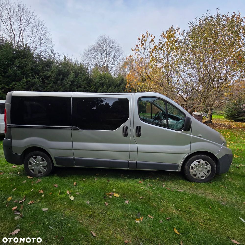 Renault Trafic - 1
