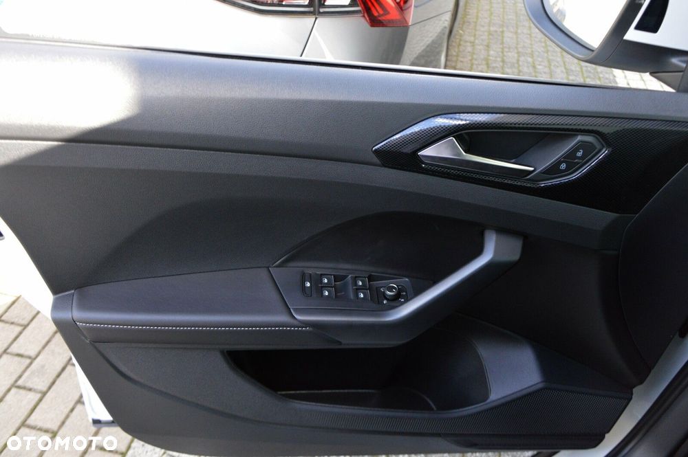 Volkswagen T-Cross - 9